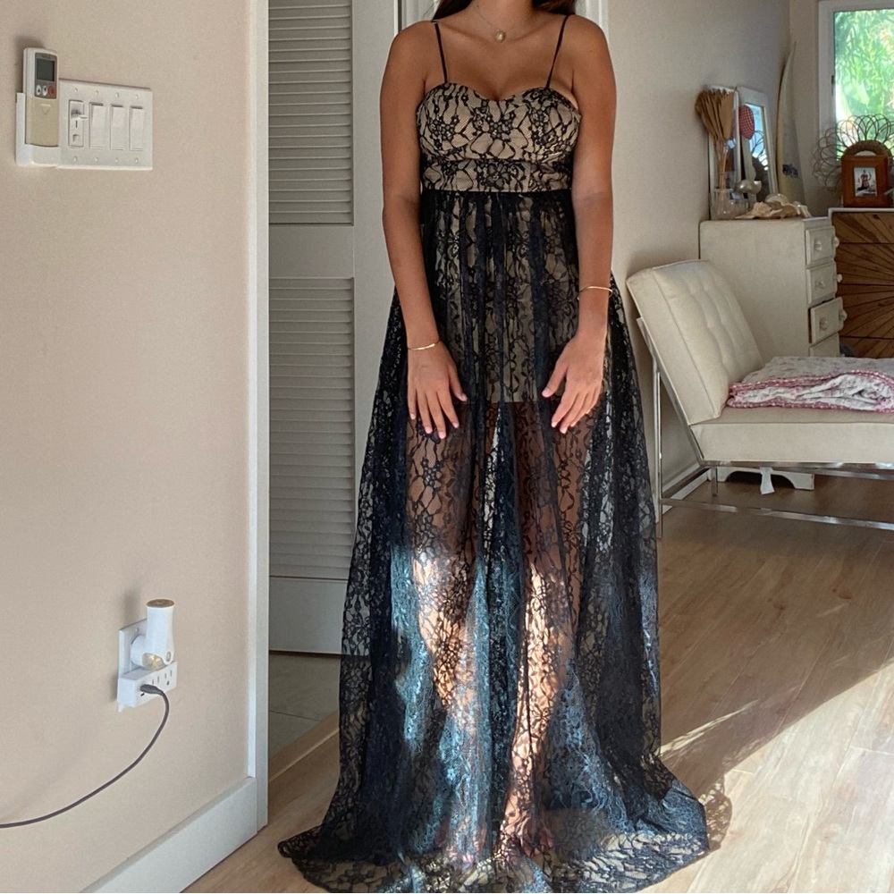 Prom dress - Picture 2 of 10